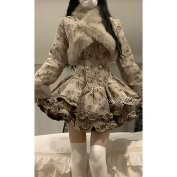 Мода Мао яка снаждане яке дамски есен и зима дизайн смисъл вталени флорални торта пола костюм нов китайски национален стил